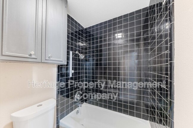 Building Photo - 7015 Forest Pine St