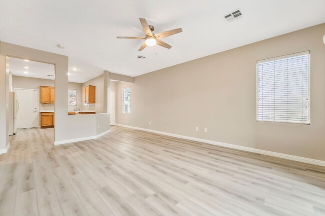 Building Photo - 55 and older Neighborhood in SOLERA DEL WEBB.  2 Bedroom, 2 bathroom