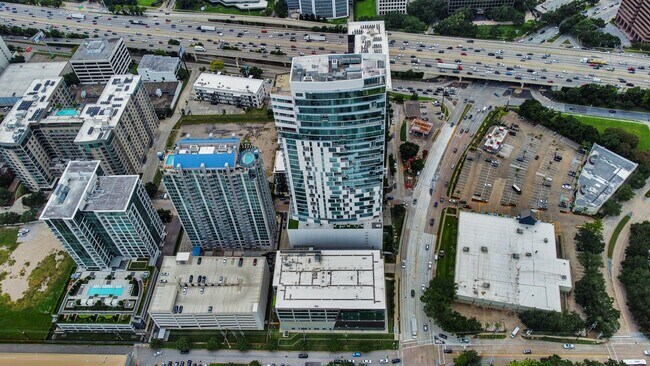 Building Photo - 4521 San Felipe St