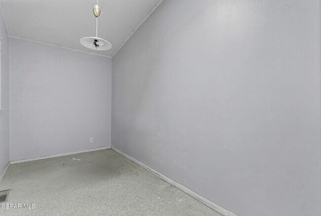 Building Photo - 2801 Polk Ave
