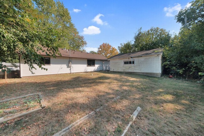 Building Photo - 1507 Thornton Dr
