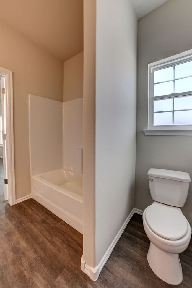 Building Photo - 3/2/2 Brand New Luxury Patio Home