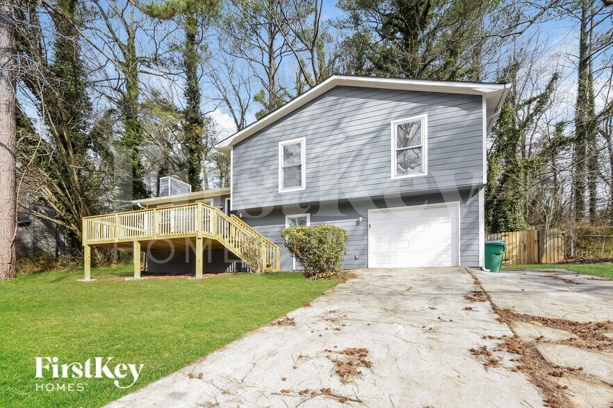 Building Photo - 3292 Mixon Way