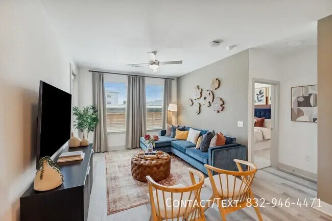 Building Photo - Act Fast: 6 Weeks Free Rent When You Lease...