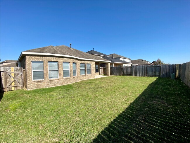 Building Photo - 19907 Kiawah Dr