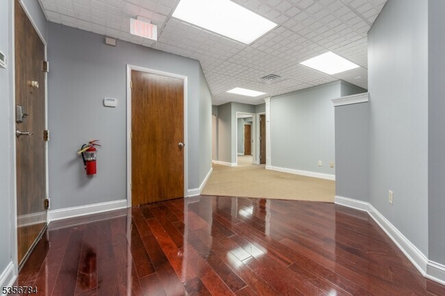 Building Photo - 490 Schooleys Mountain Rd