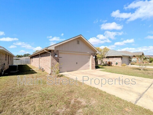 Building Photo - 4411 Fiske St