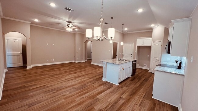 Building Photo - 802 Ransom Wy