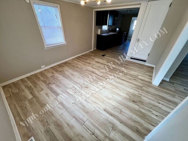 Building Photo - Updated 3 bed 2 bath home in Independence-Coming SOON!!