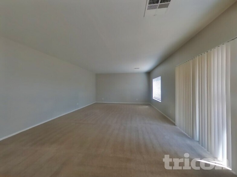 Building Photo - 17679 N Avelino Dr