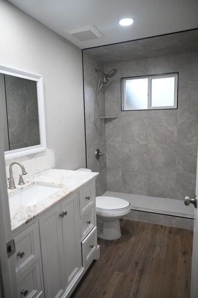 Building Photo - 3474 W San Carlos Dr