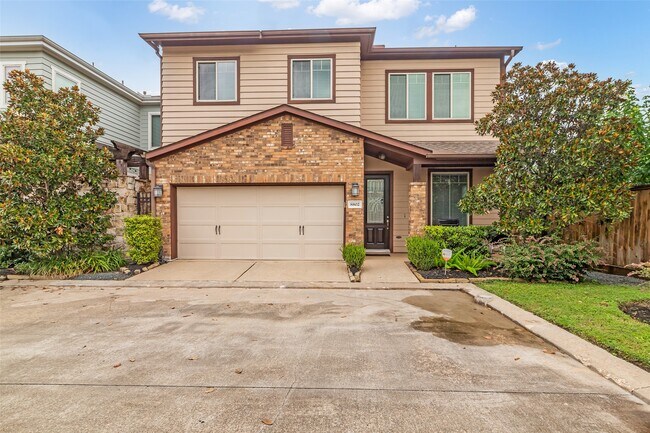 Primary Photo - 8802 Narrow Leaf St