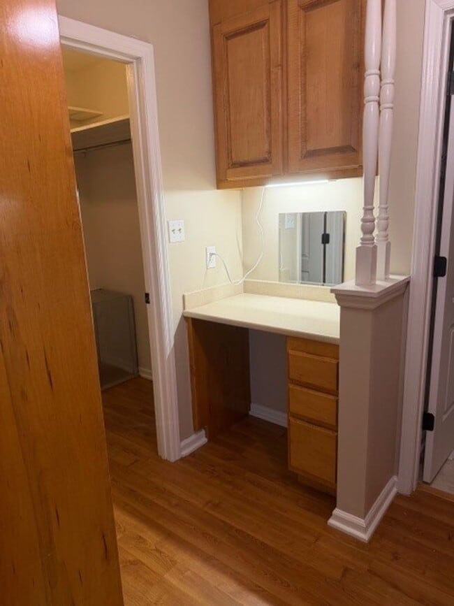 Building Photo - 3 Bedroom/2 Bathroom - Close to SJAFB, Shopping, Restaurants!