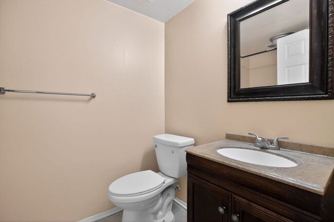 Building Photo - 1537 Bryan Ct