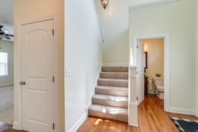 Building Photo - 155 Granite Dr