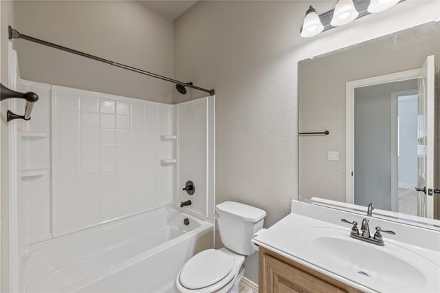 Building Photo - 300 Kelvington Dr