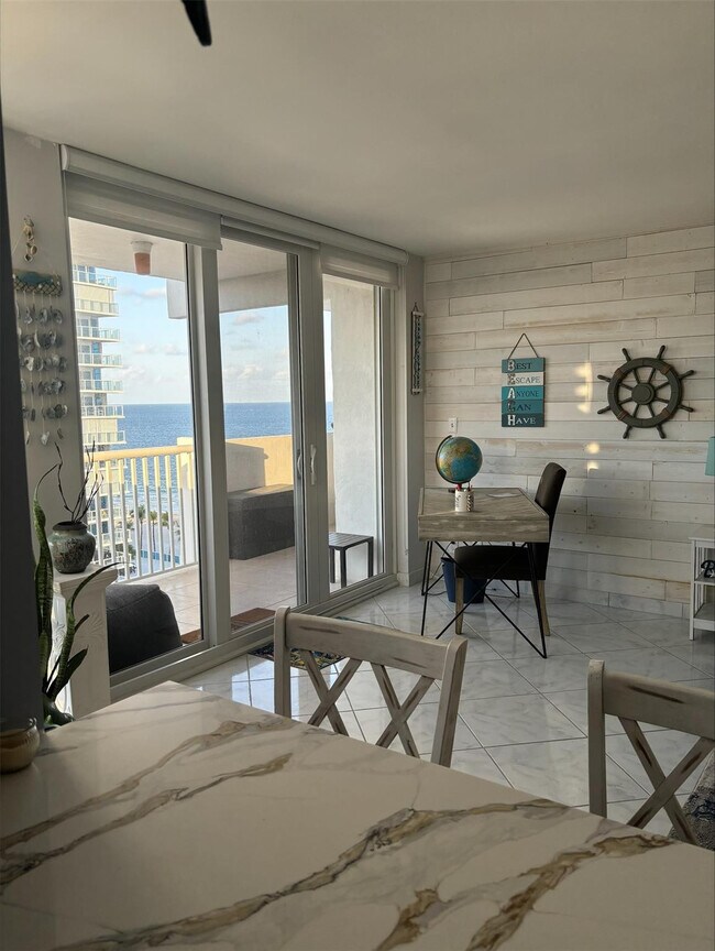 Building Photo - 1370 S Ocean Blvd