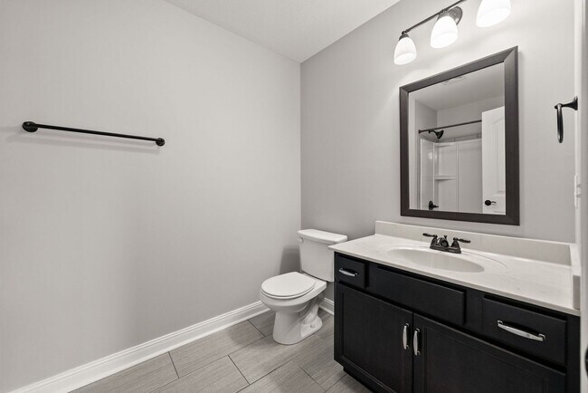 Building Photo - Pet Friendly Four Bedroom with Bonus!