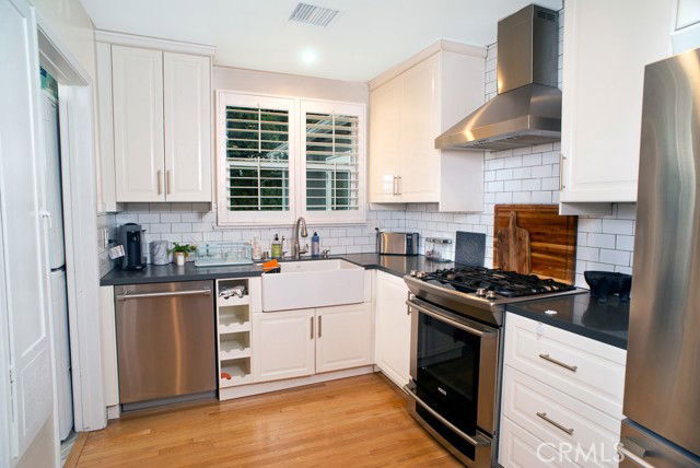 Building Photo - 6458 Hanna Ave