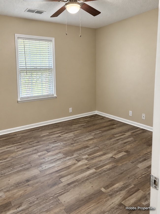Building Photo - 26530 McLemore Cir