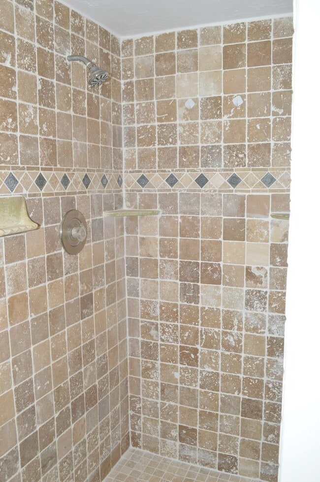 Building Photo - 26560 Southern Pines Dr