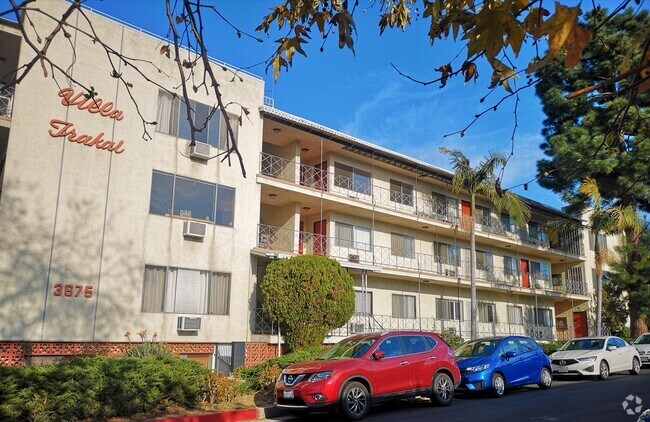 Building Photo - 3675 Monon St