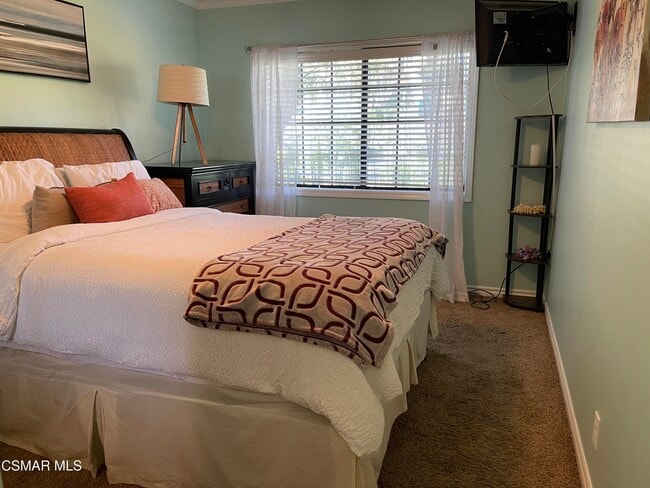 Building Photo - 5573 Calle Arena