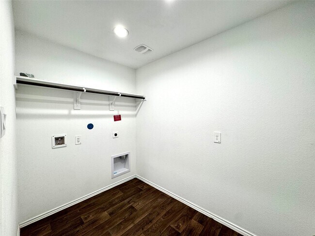 Building Photo - 21611 Corsica Cv Ct