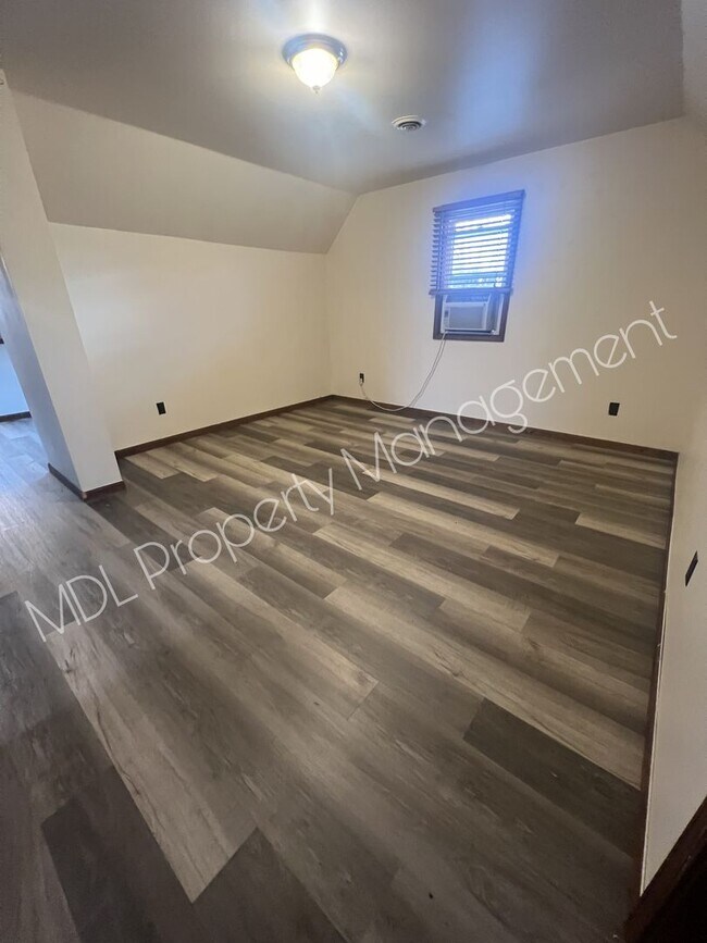 Building Photo - 917 Marsac St