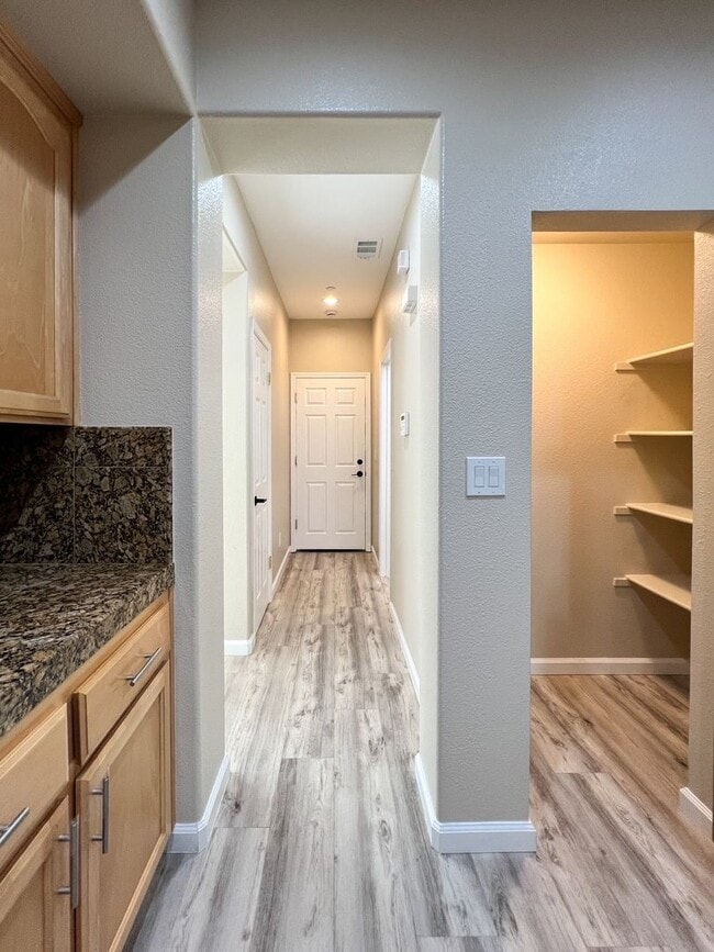 Building Photo - Updated Three Bedroom Home in South Napa