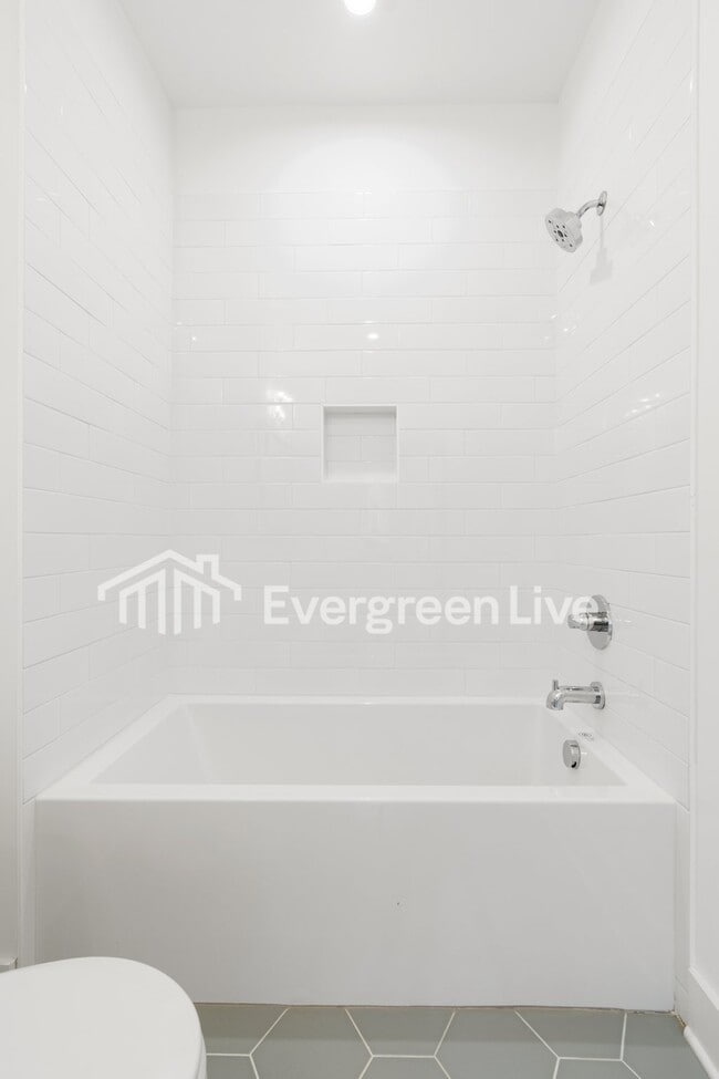 Building Photo - 129 Leggo Ave