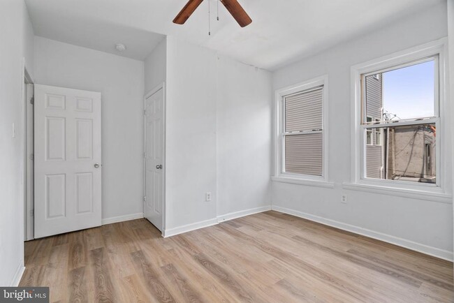 Building Photo - 2105 N 17th St