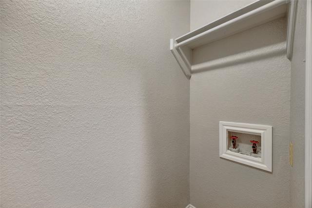 Building Photo - 2724 Countryside Ln