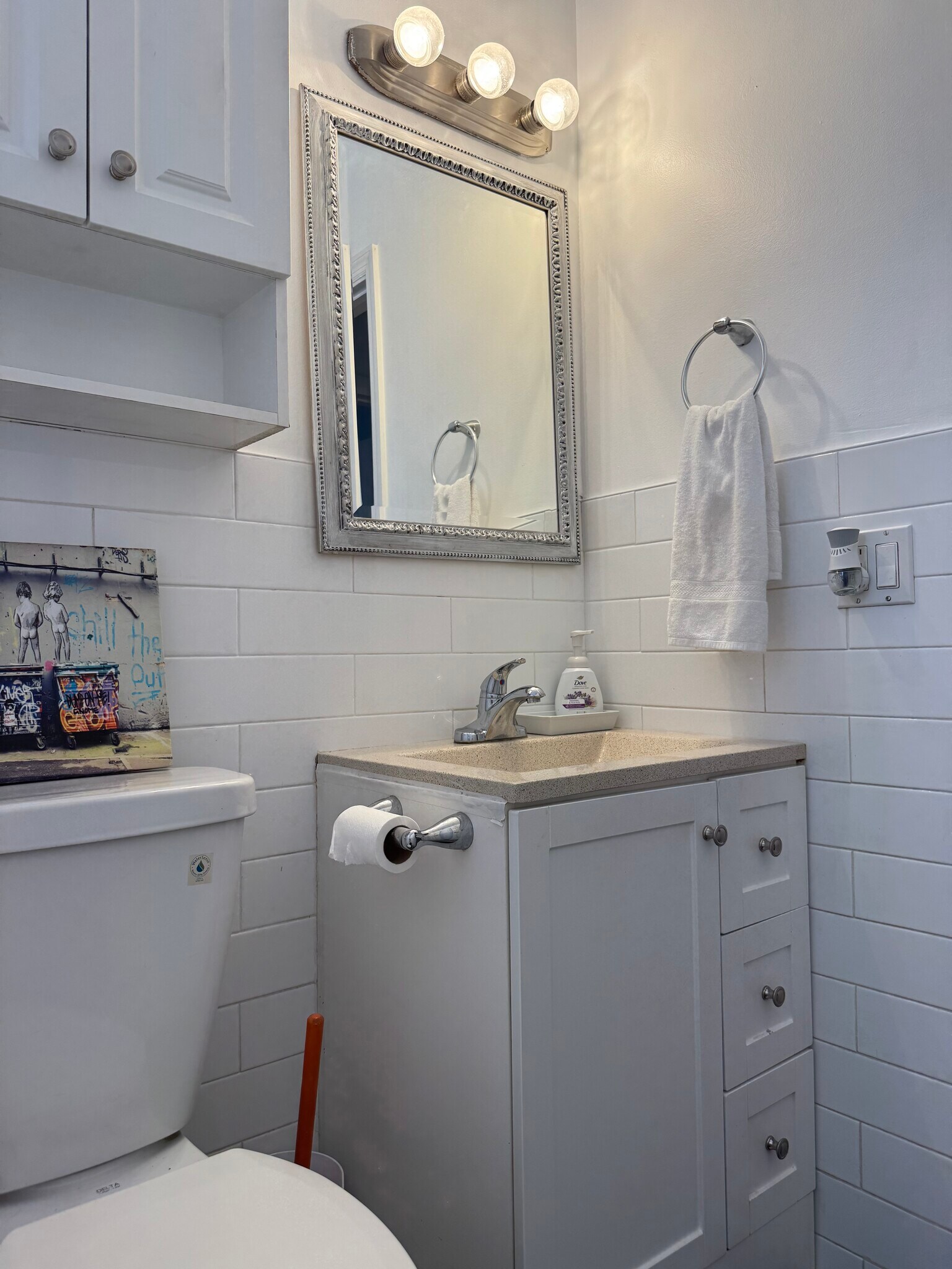 Building Photo - 1214 NE 5th Ter