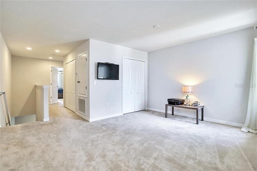 Loft - 10958 Verawood Dr
