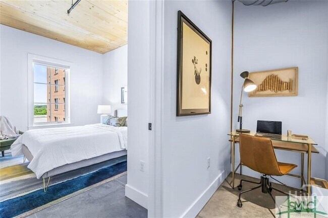 Building Photo - 111 Ann St