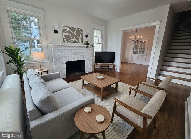 Building Photo - 4937 Brandywine St NW