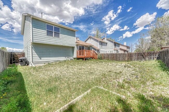 Building Photo - $2,595 - 3 Bed, 1 Bath Newly Renovated Hom...