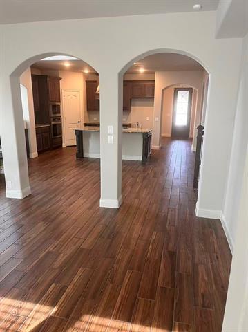 Building Photo - 633 Ridgewater Trail