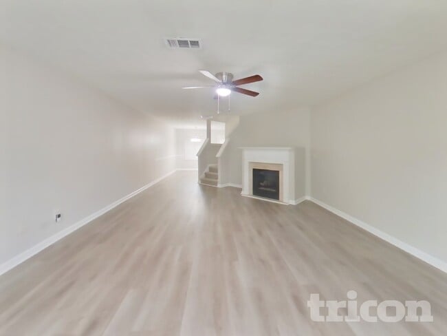 Building Photo - 1146 Dunaway Dr