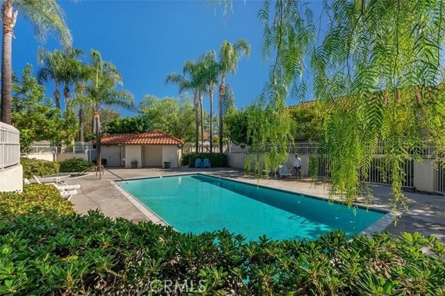 Building Photo - 23401 La Crescenta