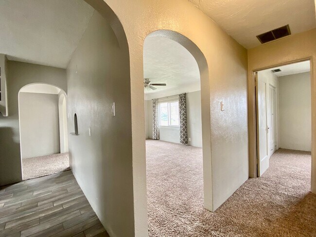 Building Photo - Incredible Location In Caldwell