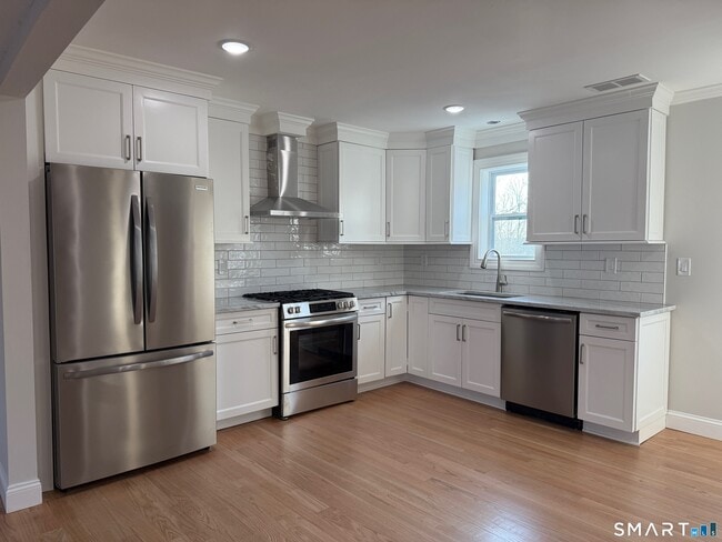 Building Photo - 37 Brainerd Rd