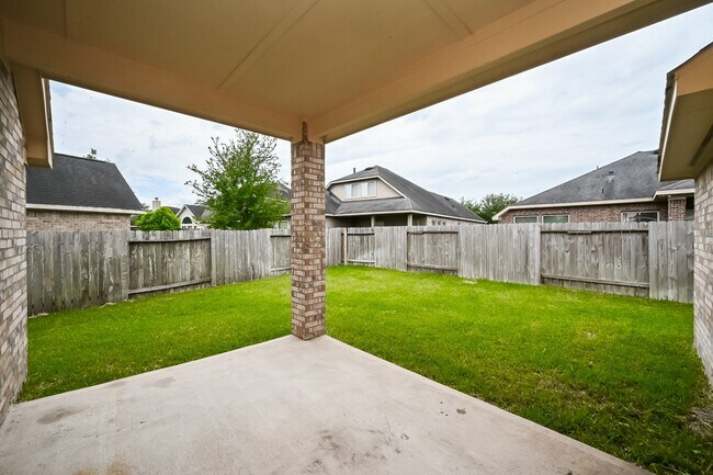 Building Photo - 8010 Durham Run Ln