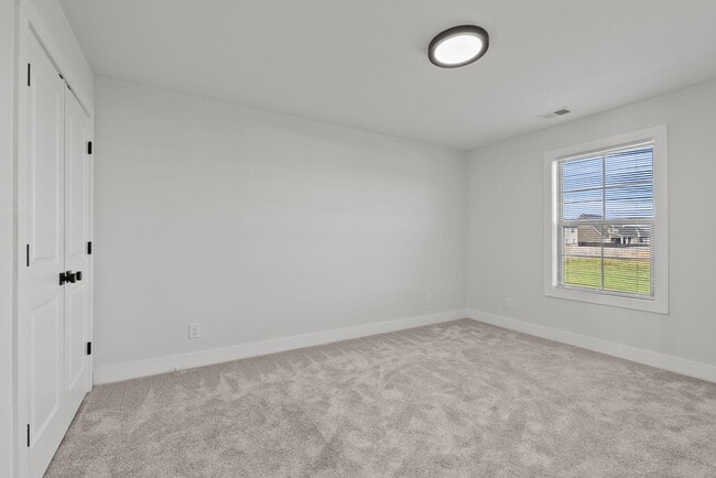 Building Photo - 209 Krauss Dr