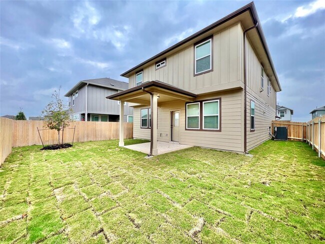 Building Photo - 3200 College Park Dr