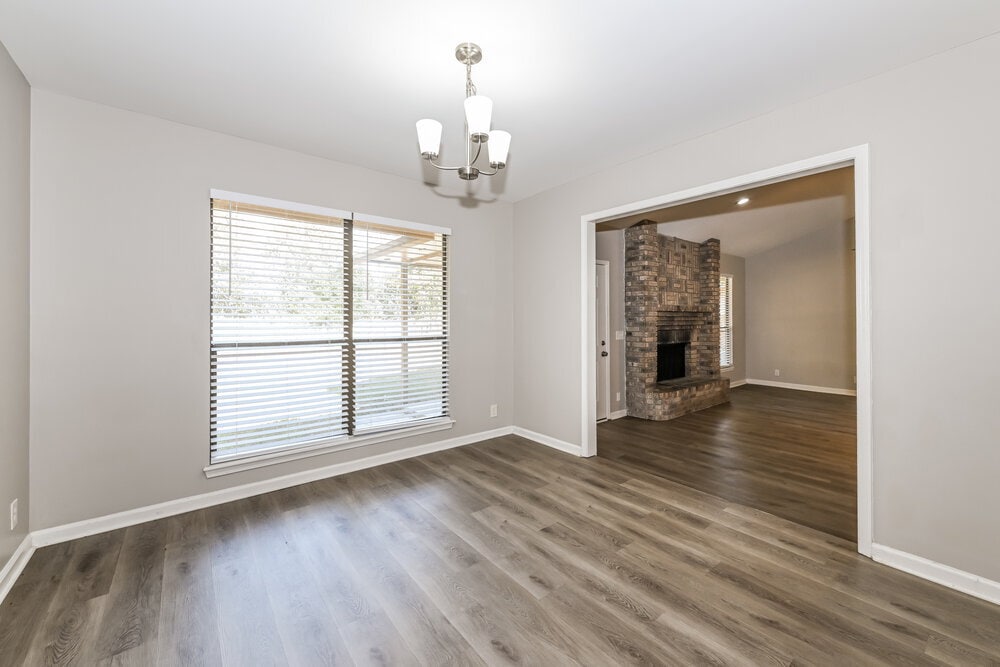 Building Photo - 5551 Edenfield Rd