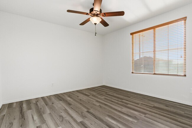 Building Photo - 4119 S 186th Ave