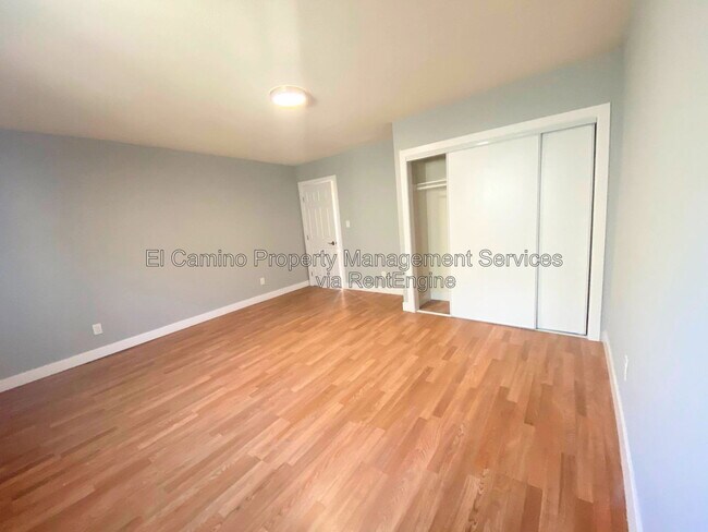 Building Photo - 303 N Townsend Ave