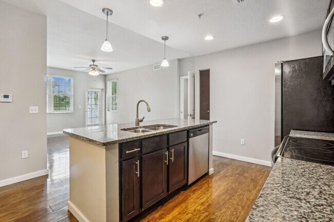 Building Photo - 3605 High Ridge Rd